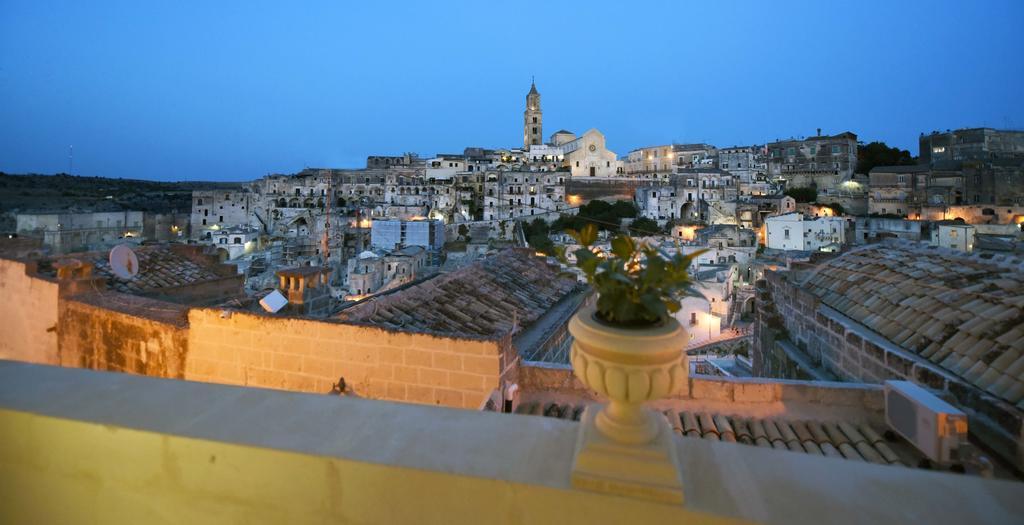 Antica Dimora Storica La Finestra Sul Campanile Villa Matera Exterior photo